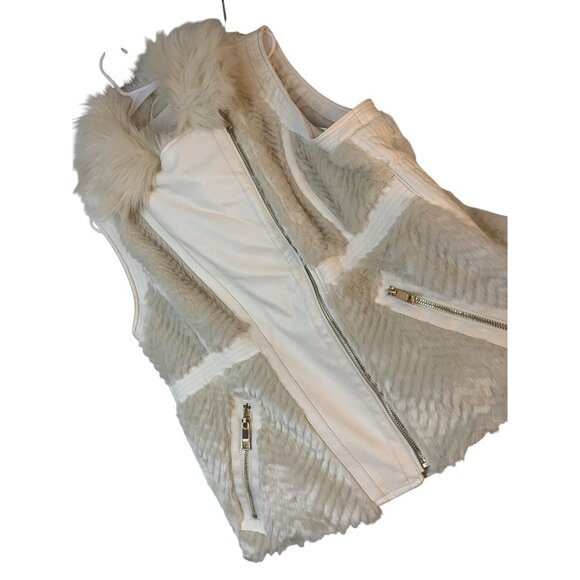Guess Womens Cream Faux Fur & Leather Asymmetric Zip Vest XL 10009 - Picture 1 of 12